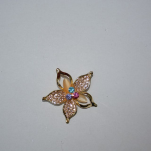 Brosa trendy, nuante de auriu, argintiu si multicolor, motiv floral - Img 2