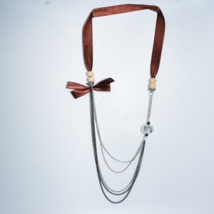 Colier damă elegant – modele variate cu pandantive decorative - Img 2