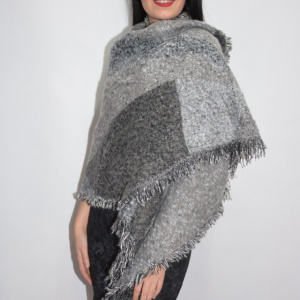 Esarfa chic moderna cu modele geometrice pe fond gri - Img 5
