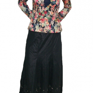 Fusta eleganta, neagra cu insertii de broderie argintie - Img 1