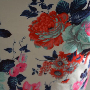 Fusta scurta de primavara-vara cu imprimeu floral multicolor - Img 6