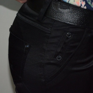 Pantalon casual cu insertii de cusaturi, model clasic, nuanta neagra - Img 5