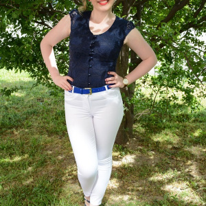 Pantalon de vara in tendinte, nuanta alba, croi mulat pe picior - Img 2