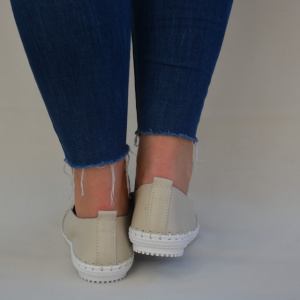 Pantof bej tip sport, cu talpa usoara si varf rotund, design simplu - Img 5