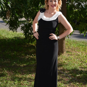 Rochie de seara lunga, neagra, eleganta, cu insertii albe pentru design - Img 2