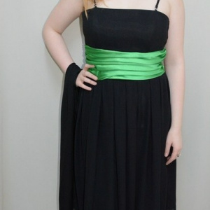 Rochie de seara scurta, din voal negru, cu banda verde in talie - Img 7