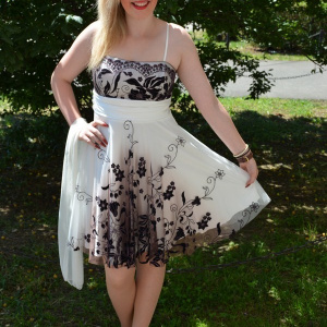 Rochie de seara scurta, model in degrade cu alb si plamaniu - Img 2