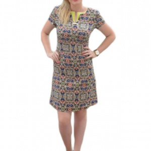 Rochie de zi, multicolora, cu imprimeu abstract si croi deosebit