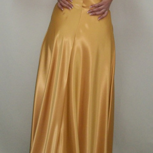 Rochie deosebita de gala, design modern, cu trena, din saten auriu - Img 5
