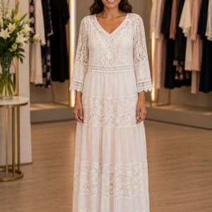 Rochie Lungă Elegantă din Dantelă Albă cu Mâneci 3/4 și Decolteu în V