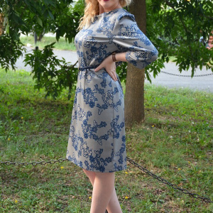 Rochie moderna, de culoare bleumarin, cu o curea - Img 6