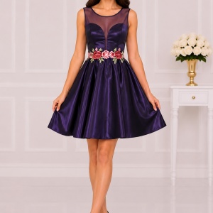 Rochie mov de ocazie cu bust buretat si decolteu adanc