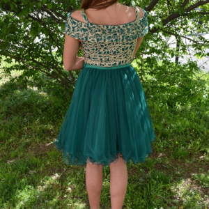 Rochie tinereasca din tul cu design de margele, greenery-auriu - Img 4