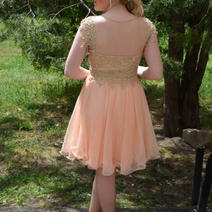 Rochie tinereasca model trendy, din tul de culoarea piersicii - Img 5