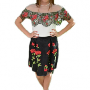 Top elegant cu design de volan din dantela brodata, alb-rosu - Img 1