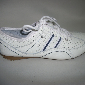 Adidas alb, design modern de perforatii, cusaturi albastre - Img 3