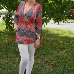 Bluza de zi, din dantela superba, combinatie de bleumarin cu rosu - Img 7