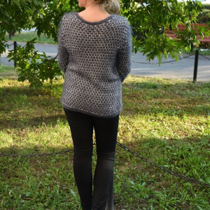 Bluza gri, de iarna, din material cu aspect pufos, design clasic - Img 6