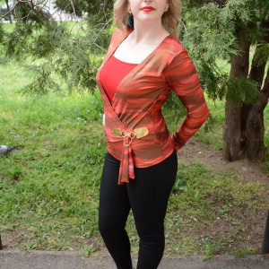 Bluza rafinata de ocazie, rosie, maneca lunga, decolteu adanc - Img 3