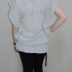 Bluza trendy din voal, nuanta alba cu buline negre si elastic - Img 5