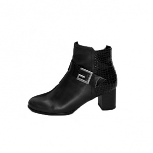 Botina scurta de culoare neagra, cu varf rotund si toc gros - Img 4