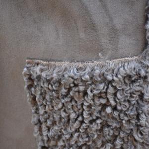 Cardigan tip vesta Xenai cu insertii de blanita pe spate,nuanta de gri inchis - Img 7