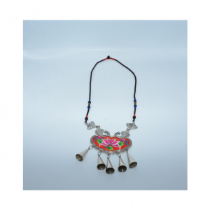 Colier modern cu aspect original, snur subtire cu pandantiv mare - Img 2