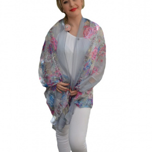 Esarfa fina matase-vascoza, nuanta gri, design cu flori colorate - Img 1