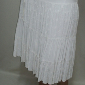 Fusta chic, sofisticata, midi, modele diferite, nuante de alb, negru - Img 2