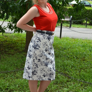 Fusta de primavara-vara masura mare, alba design floral negru - Img 3