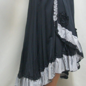 Fusta moderna, asimetrica, de culoare neagra, cu aspect tineresc - Img 2