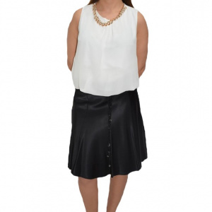 Fusta rafinata din saten, culoare neagra, model scurt in clini - Img 1