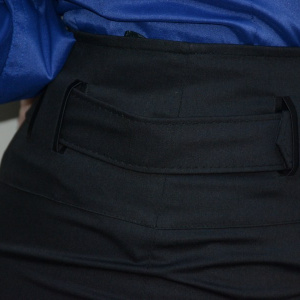 Fusta scurta, neagra, accesorizata cu betelie lata in talie - Img 4
