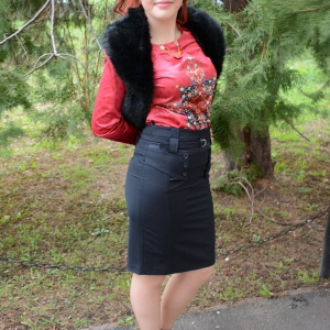 Fusta tinereasca scurta, de culoare bleumarin, cu model in fata - Img 5