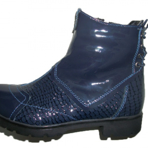 Gheata moderna, de culoare bleumarin cu talpa neagra, groasa - Img 1