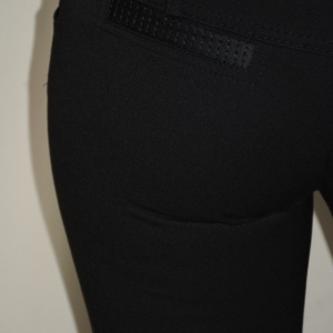 Pantalon fin, de culoare neagra, design rafinat de nasturi aplicati - Img 6