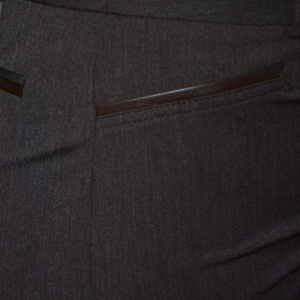 Pantalon lung , de culoare maro, cu un design clasic - Img 4