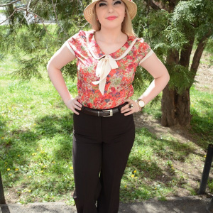 Pantalon simplu, nuanta de maro, curea trendy, inchidere clasica - Img 2