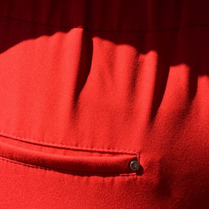 Pantaloni lejeri lungi,model cu strasuri la buzunar,nuanta de rosu - Img 5