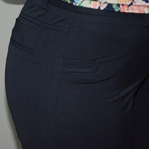 Pantaloni lungi ,de culoare bleumarin, croi drept pe picior - Img 4