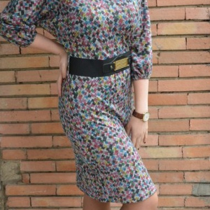 Rochie comoda de toamna-iarna cu design multicolor si curea - Img 3