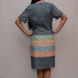 Rochie cu buline si dungi multicolore, maneca scurta, decolteu mic - Img 7