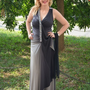 Rochie de ocazie rafinata, in degrade pe gri, cu insertii de strass-uri - Img 2
