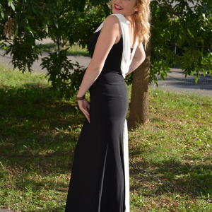Rochie de seara lunga, neagra, eleganta, cu insertii albe pentru design - Img 3