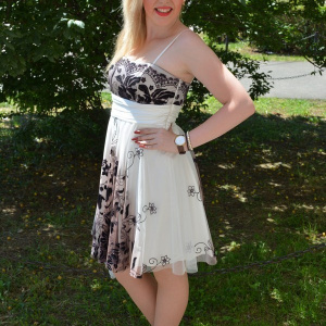 Rochie de seara scurta, model in degrade cu alb si plamaniu - Img 3