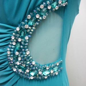 Rochie de seara scurta, turcoaz, cambrata pe corp, cu un aer sexi - Img 2