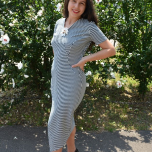 Rochie de zi Gianina cu dungi si crepeu,nuanta de alb-bleumarin - Img 3