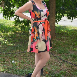 Rochie de zi, multicolora si cu imprimeu floral deosebit - Img 4