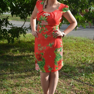 Rochie eleganta cu imprimeu floral realist si model in tesatura - Img 2