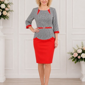 Rochie eleganta cu peplum, cu design pepit si partea de jos rosie
